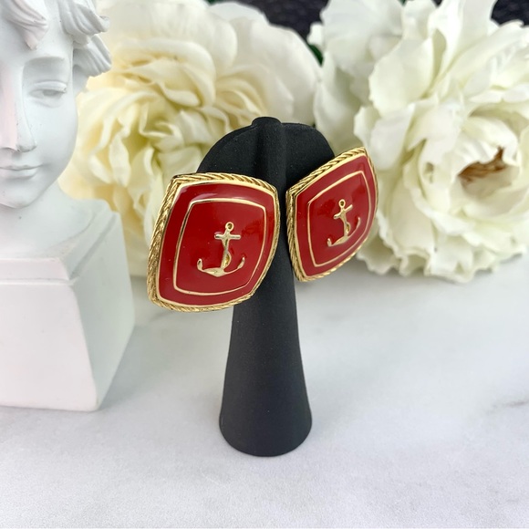 Vintage Gold Tone Anchor Sailer Red Enamel Large Square Earrings - Picture 8 of 8